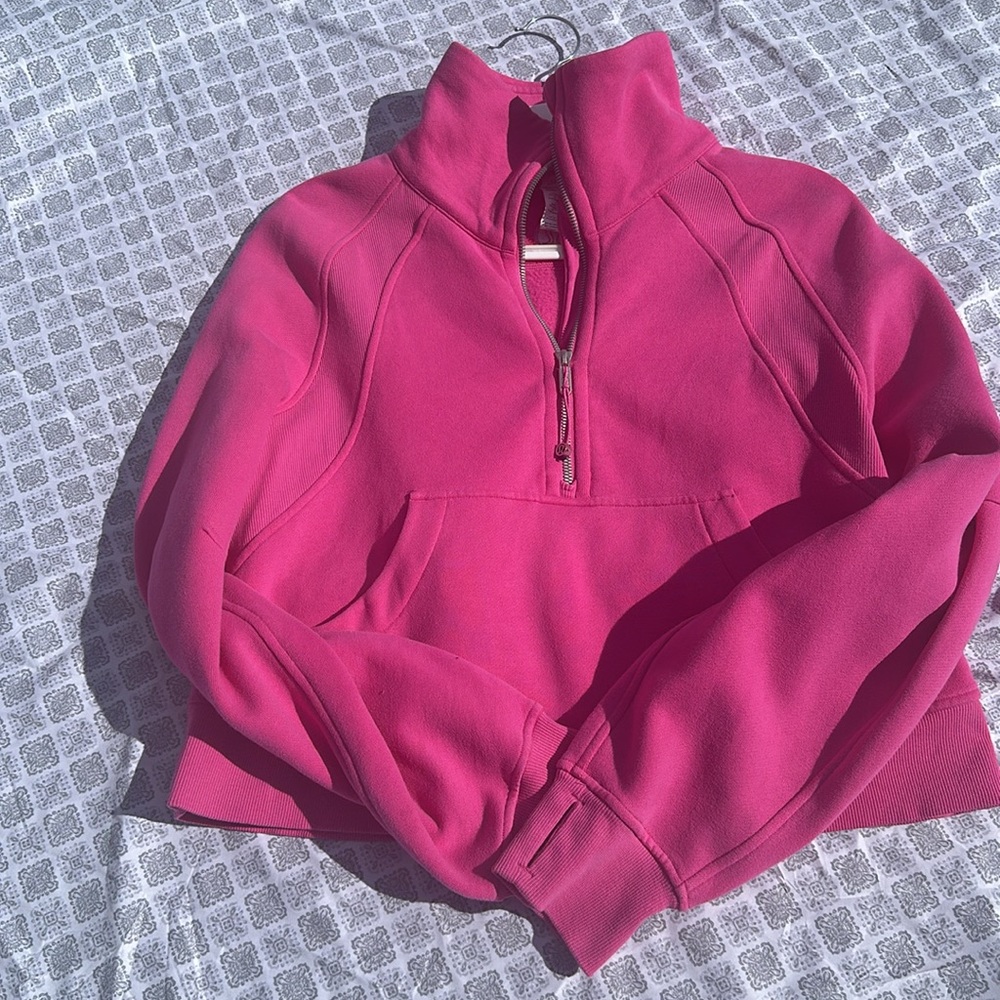 Lululemon Scuba Funnel Half Zip XS/S in Sonic Pink. Worn a few times. Line dried